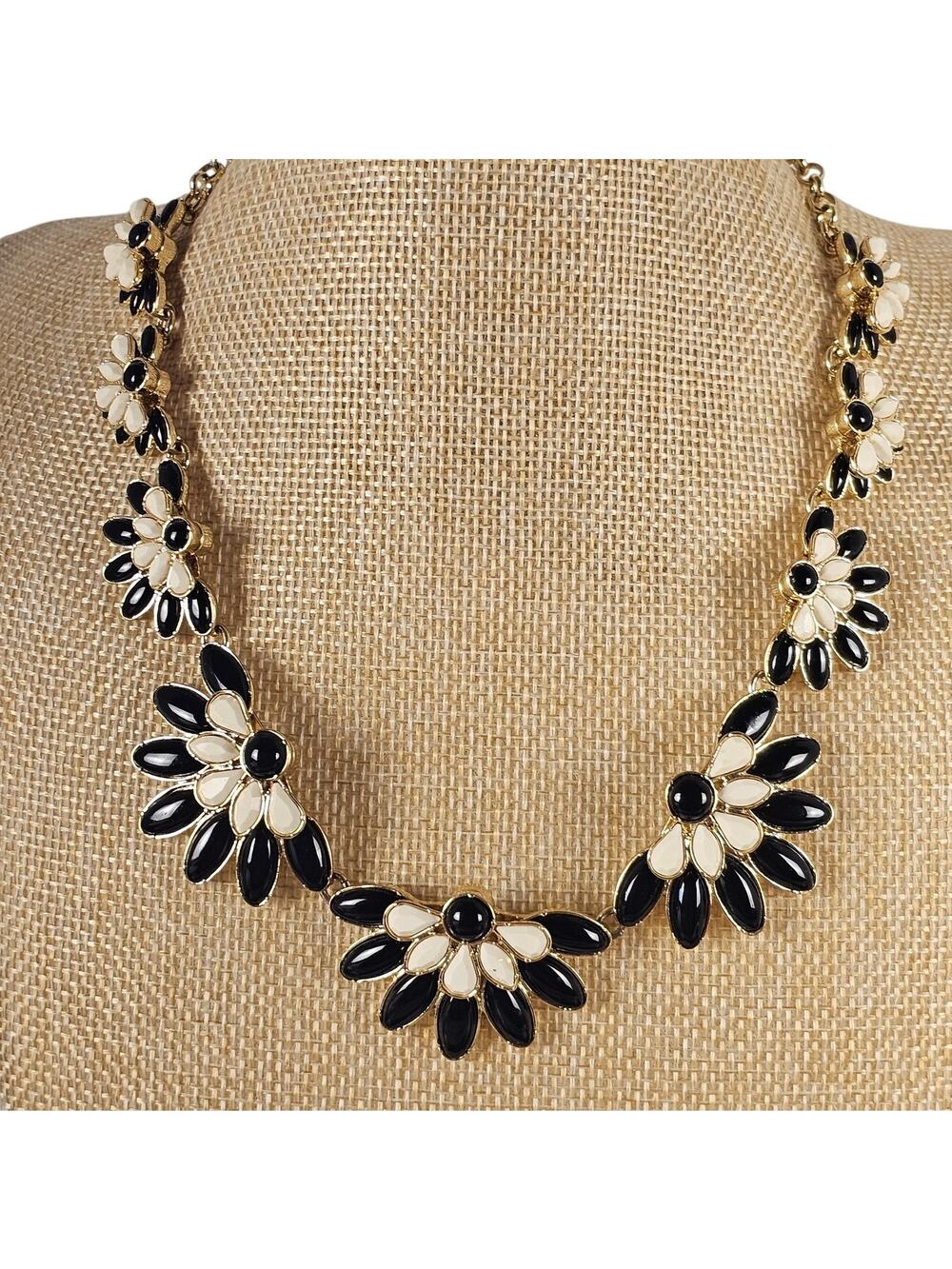 Talbots Black White Floral Statement Necklace Gold Tone Bib 19in Adjustable
